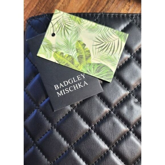 NWT - Badgley Mishka Quilted Crossbody with Gold Studs - Picture 10 of 11